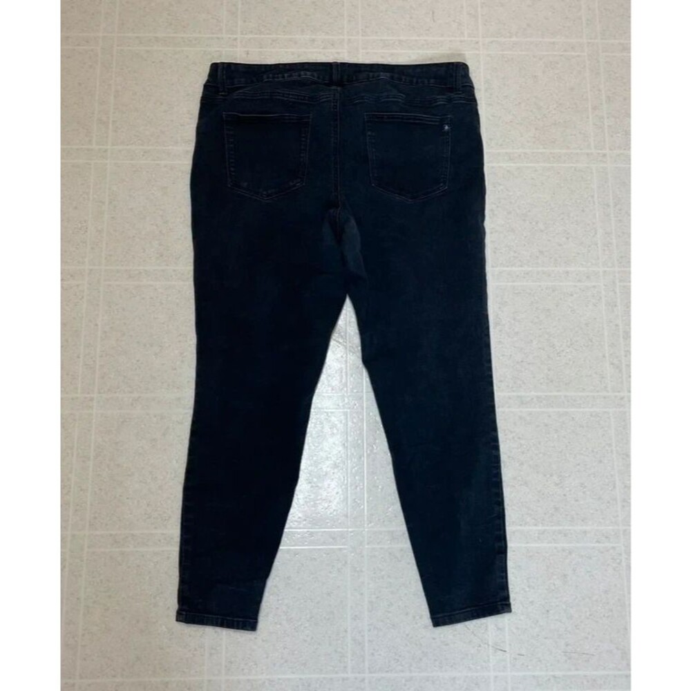 Maurices m jeans Black Skinny Jeans Mid Rise Stretch Plus Size 20W NWOT